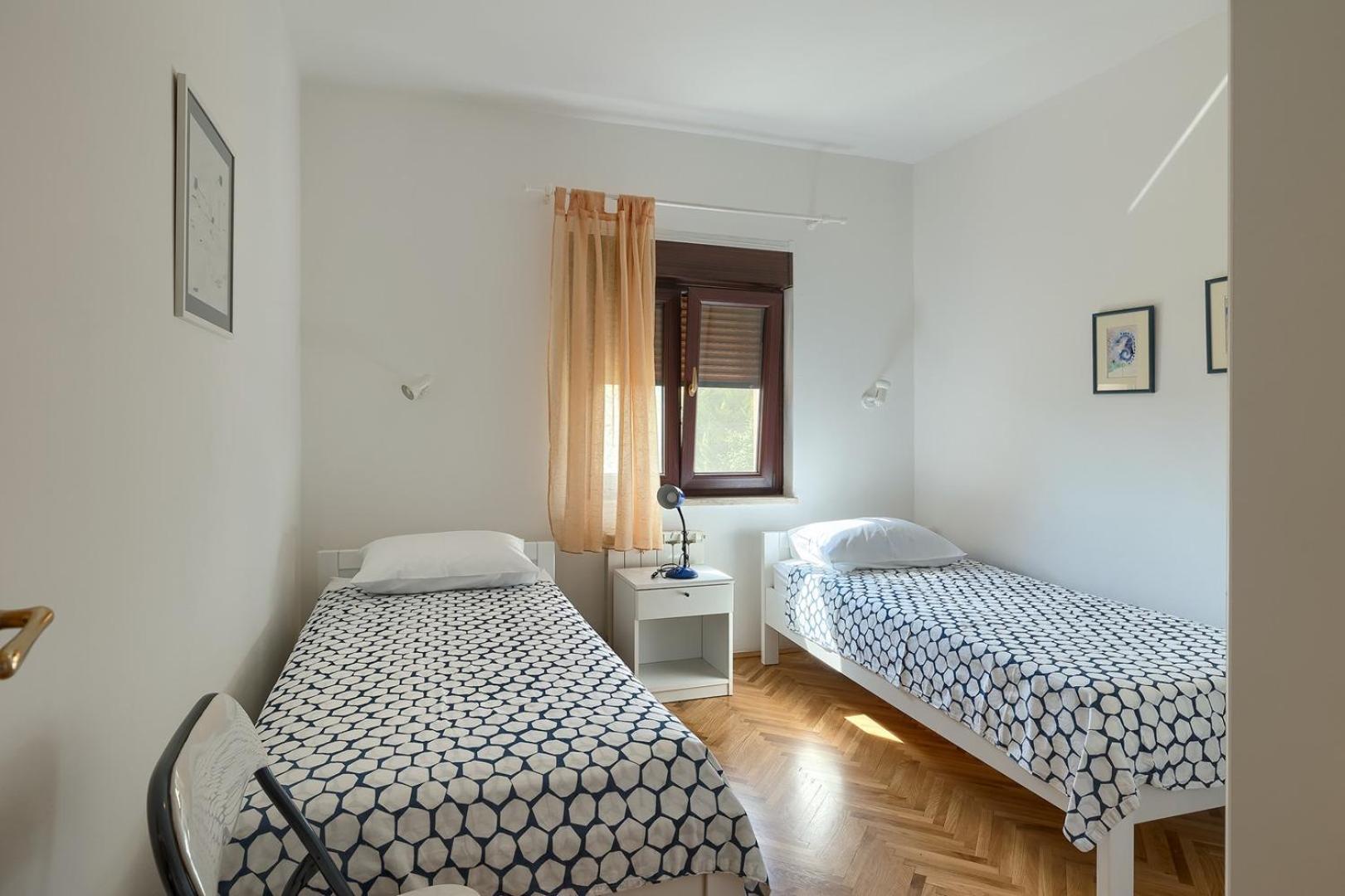 Apartment Viktor Pula Buitenkant foto